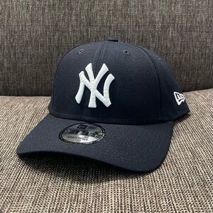 New Era New York Yankees 9Forty Adjustable The League Cap Navy